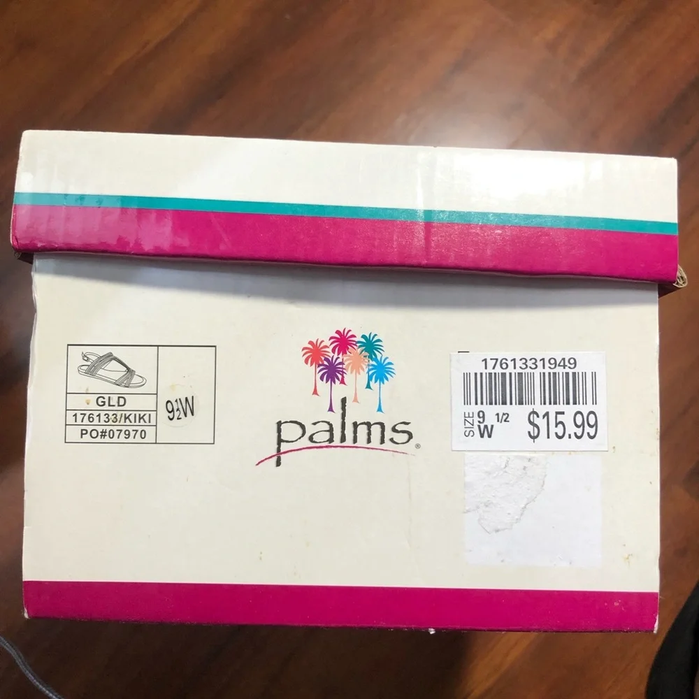 Gold Gladiator sandals LAST CALL 🚨 - Picture 6 of 6